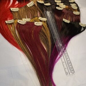 Brand new Fun colors 13 pcs layered 12 & 14 inch Real hair clip ins 💜❤️🤎🖤